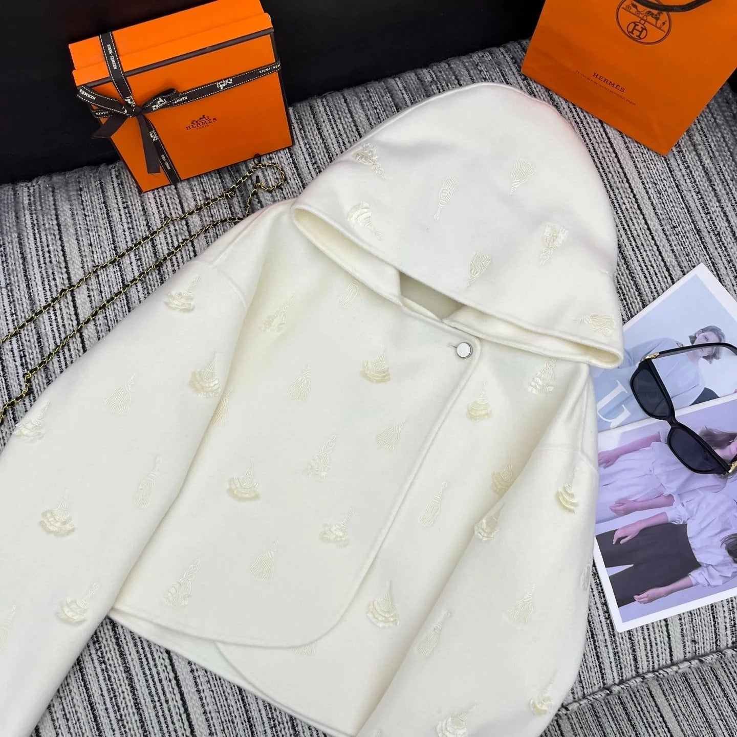 HERMES 25S REVERSIBLE SHORT CASHMERE HOODED COAT 012