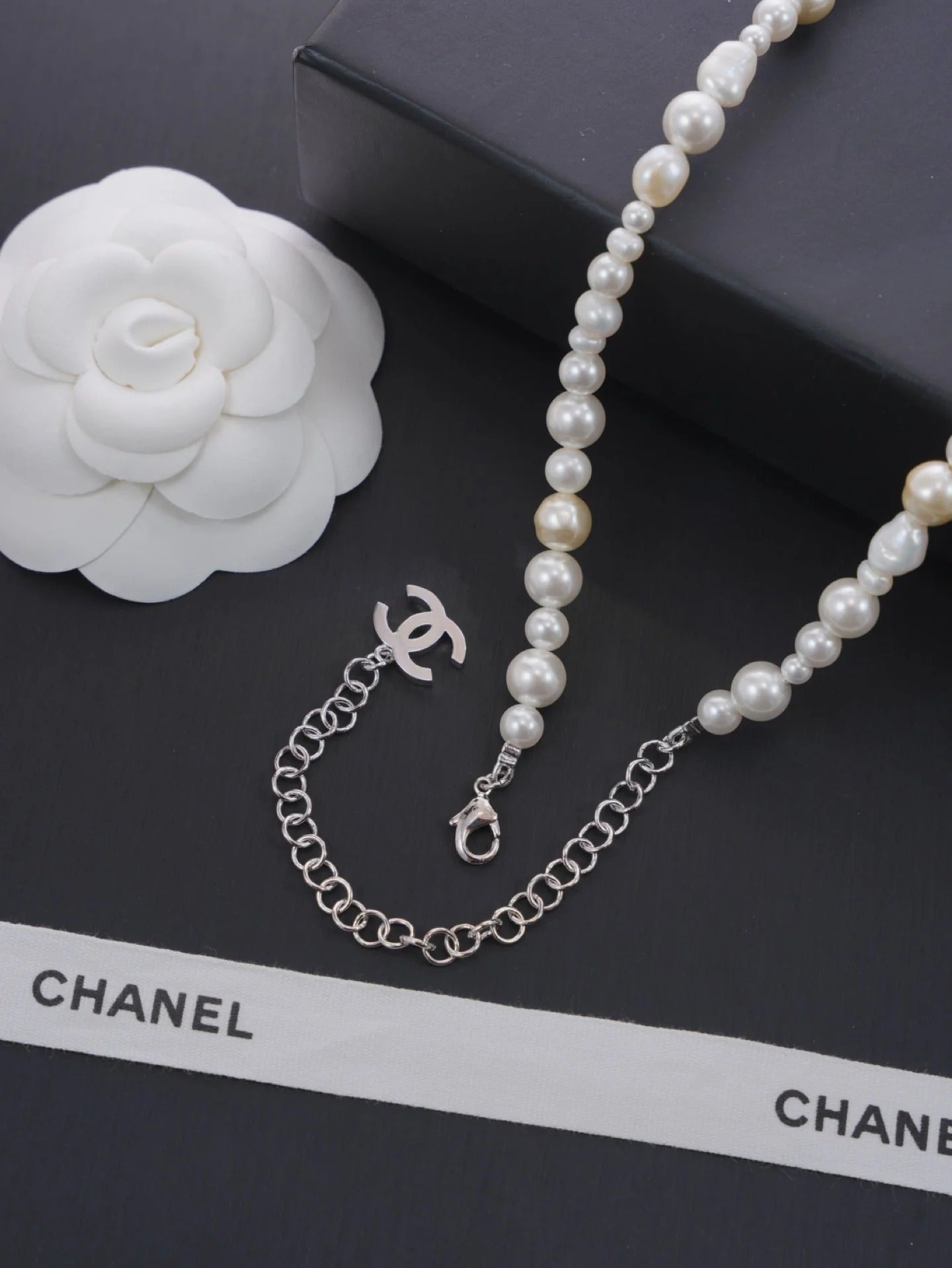 Chanel 2026 Freshwater Pearl Silver Double C Short Necklace Choker