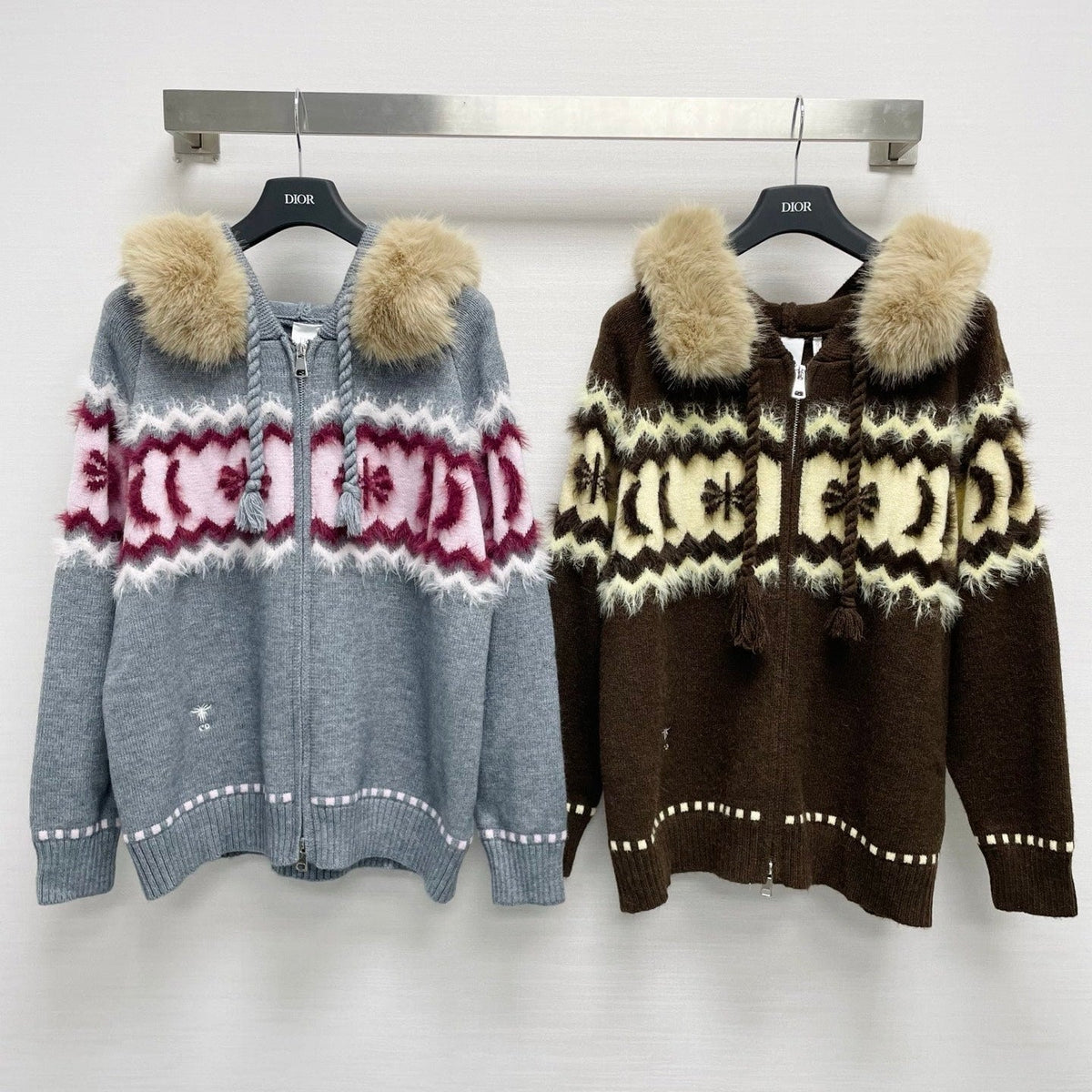 CD 26FW Hooded Wool Cardigan Removable Fur Collar Contrast Trim Bee Embroidery 446708
