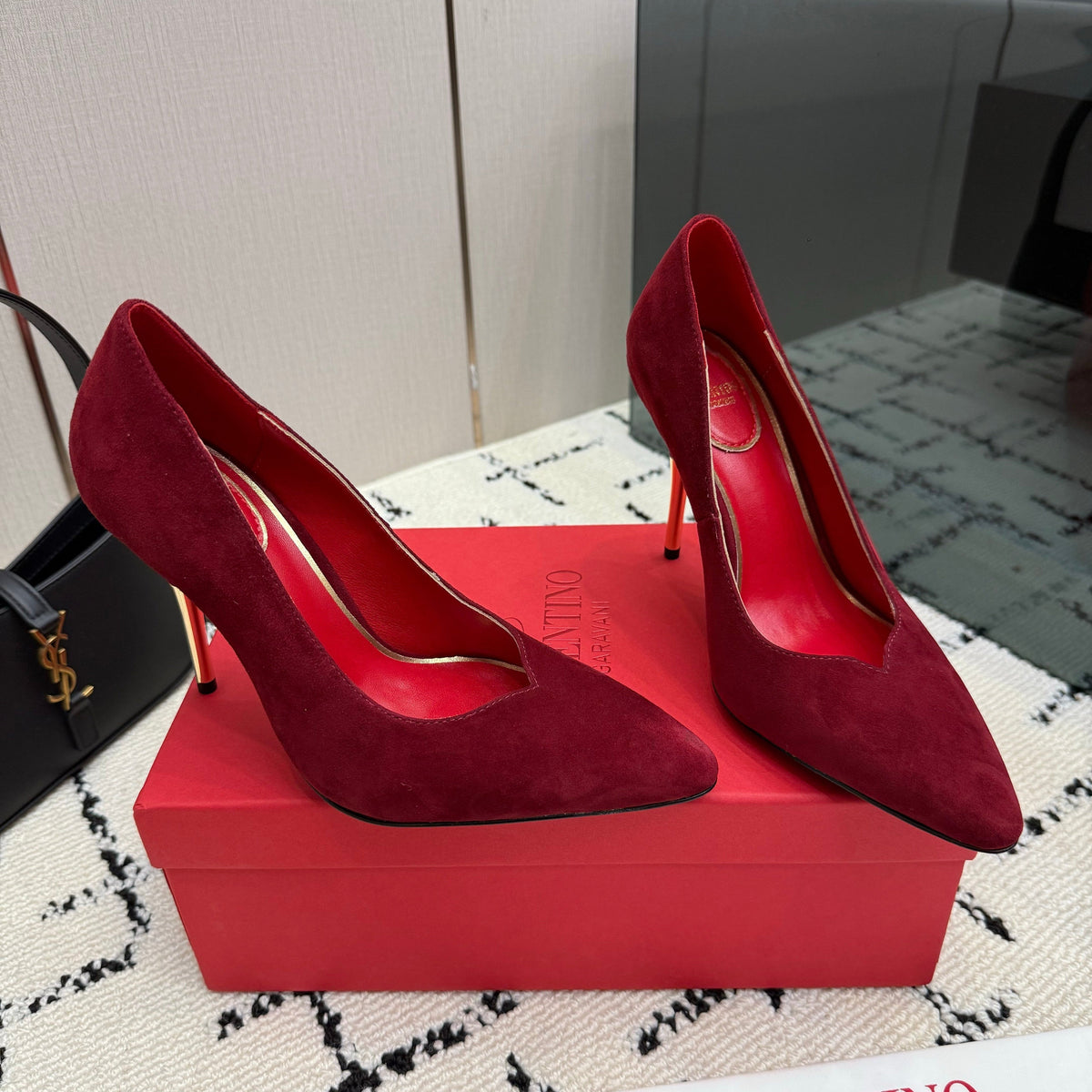Valentino 26S High Heels 10cm In Dark Red Suede
