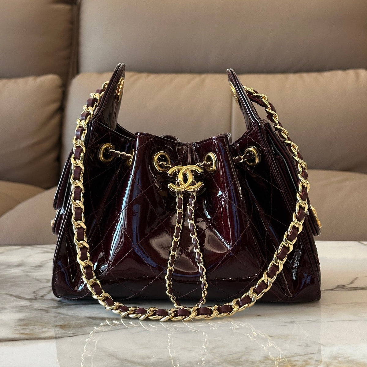Chanel 2026 Hobo Bag 22cm Patent Leather 407625