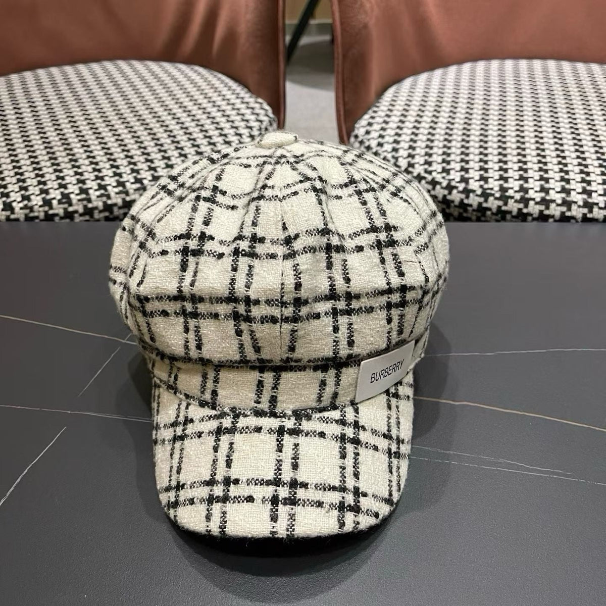 Burberry 2026 Beret Hat Tweed 565915