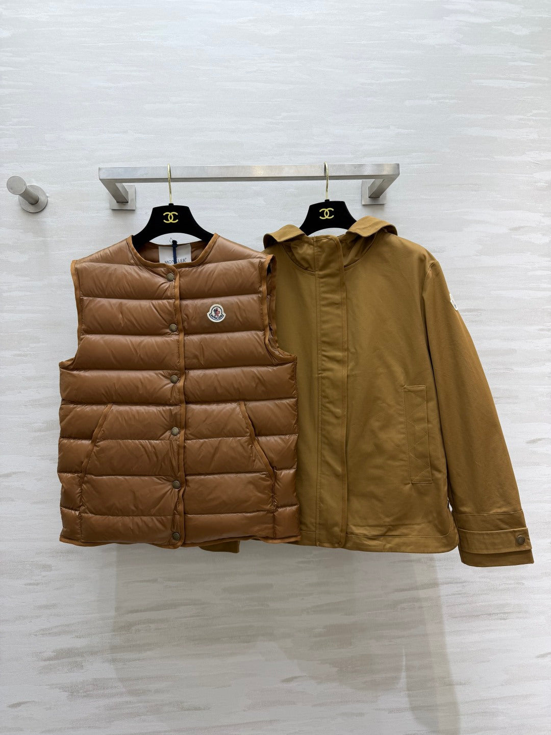 MC 26FW Detachable Hooded Jacket and Down Vest 2-Piece Set 449838