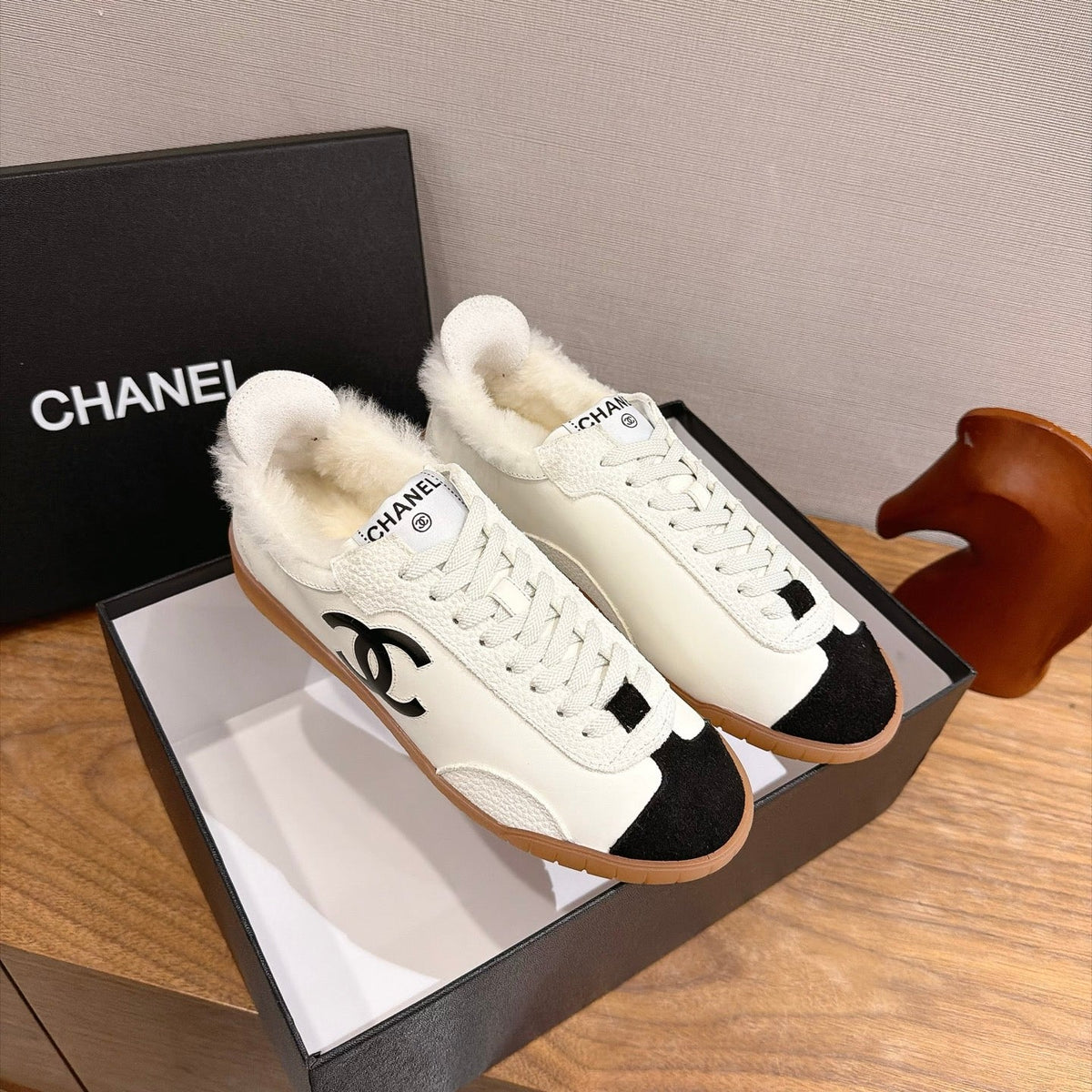 Chanel 2026 Sneakers Leather Wool 196208