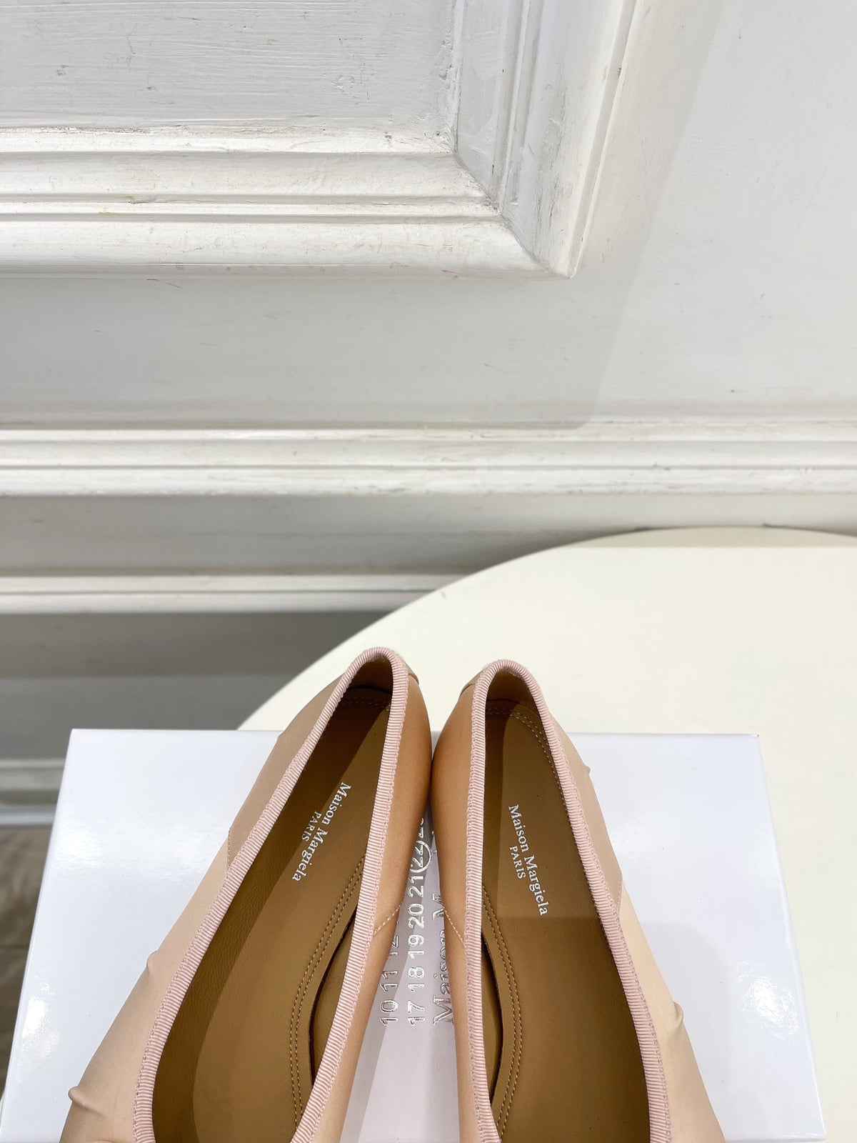 MM 26S Split-Toe Ballet Flats In Nude Pink Silk