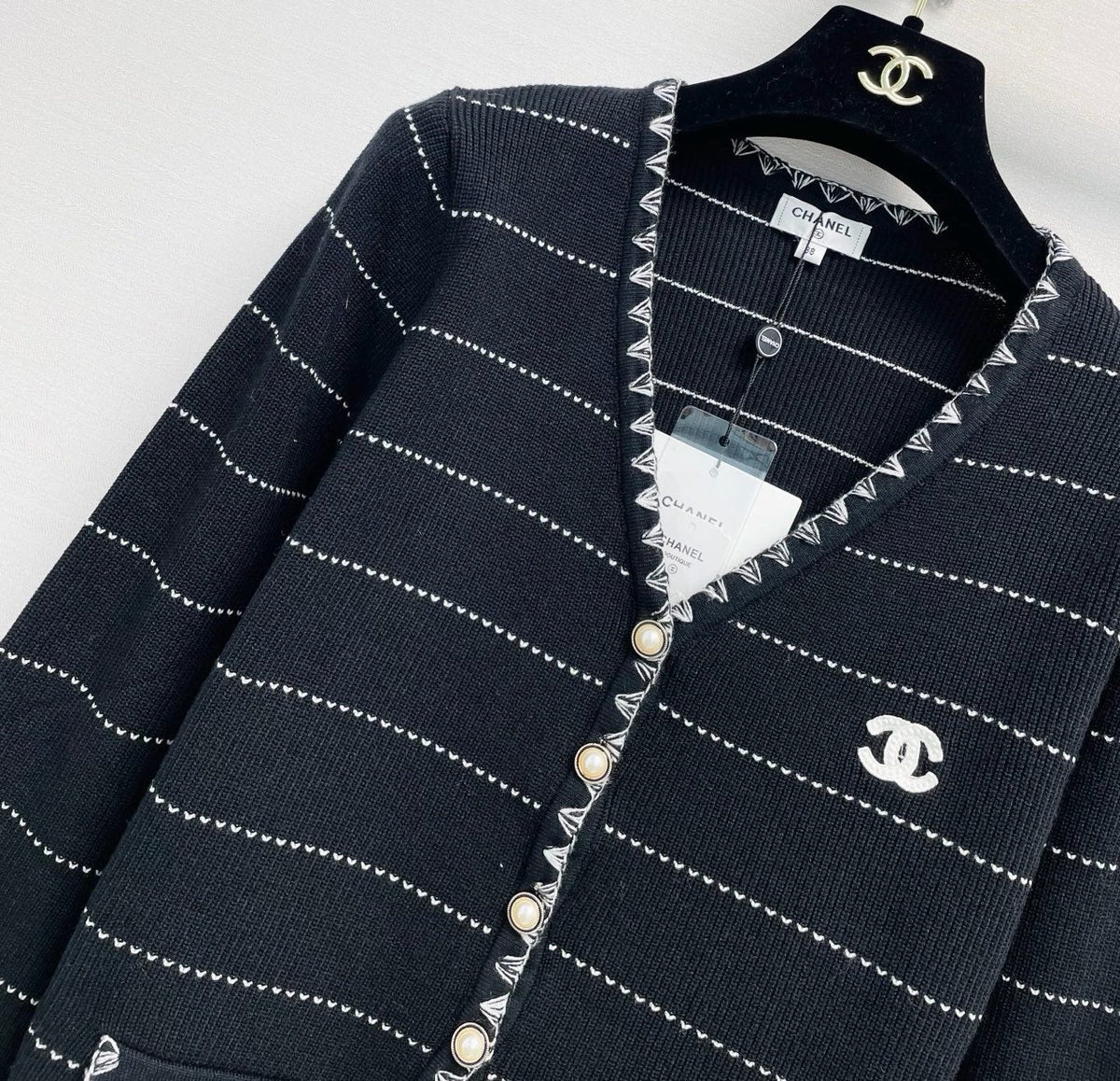 CC 26FW Striped Pearl-Button Knit Cardigan Black Nylon 40333