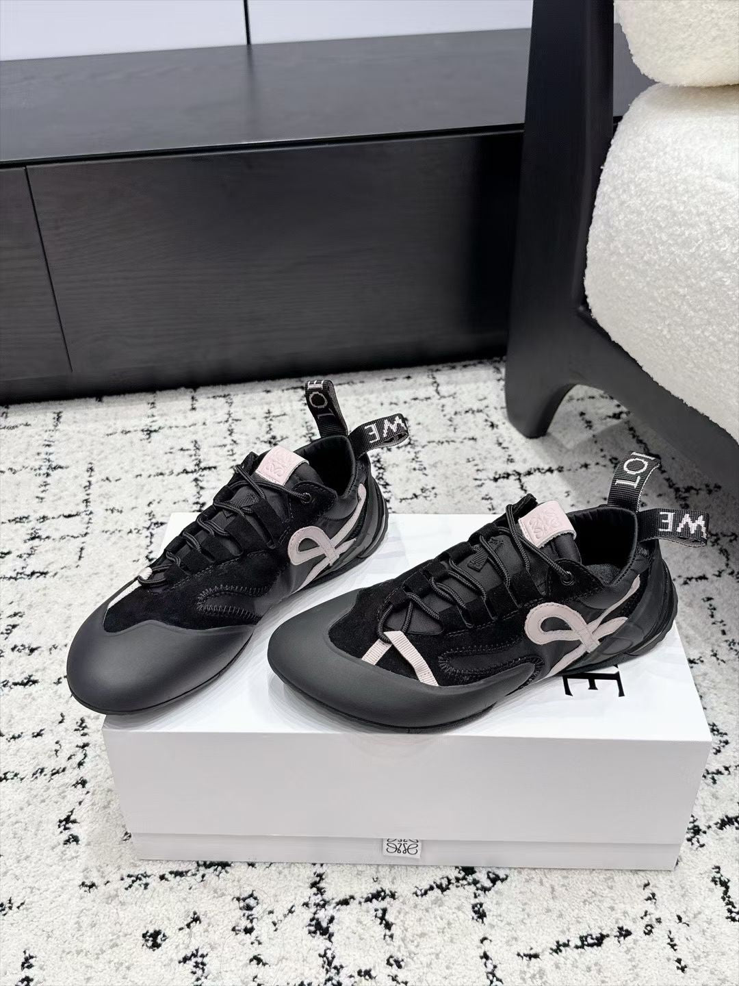 LW 26FW Climbing Sneakers Logo Detail Suede Leather 158196