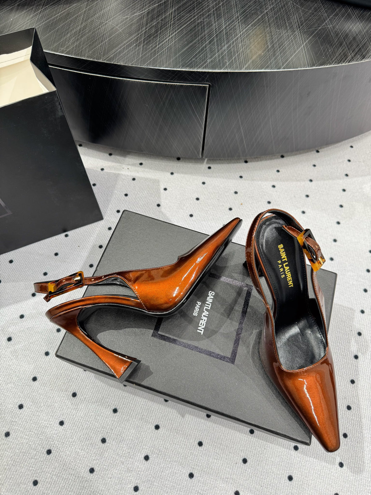YSL 26S Slingback Heels 10.5cm Dark Orange Glossy Calfskin With Buckle Closure