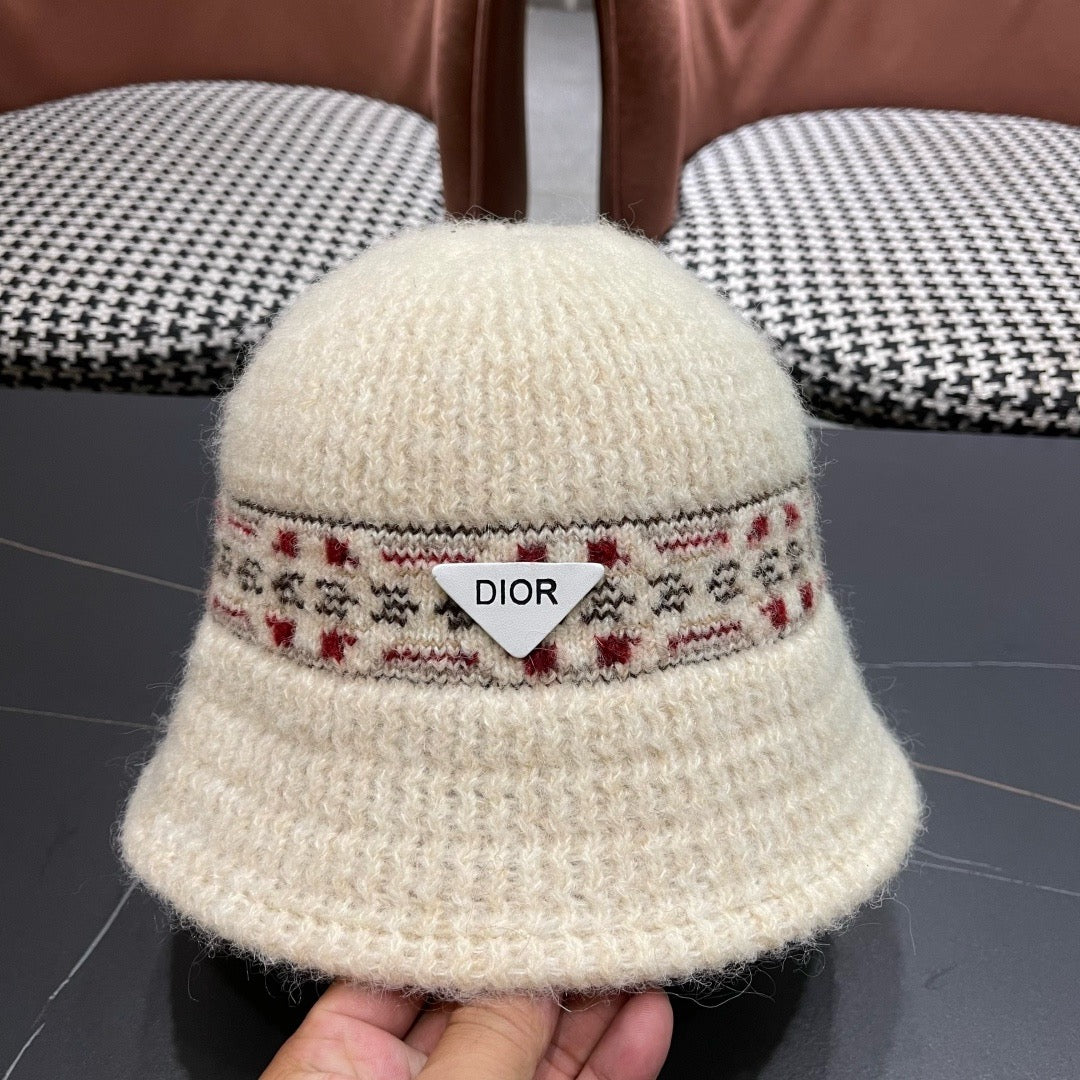 CD 26FW Patterned Knit Beanie Hat Knitted Wool 551986
