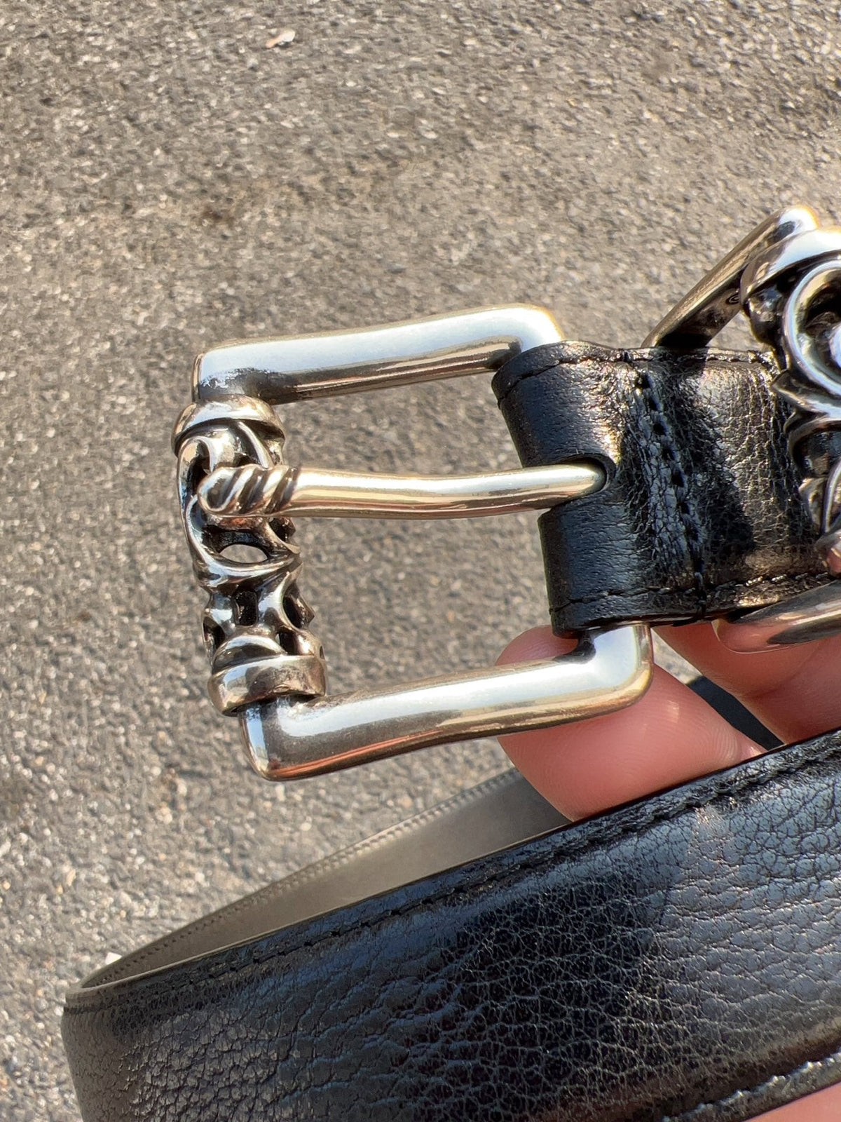 CH Roller Buckle Belt 3.0cm Black Oil-Waxed Cowhide Leathers 203185