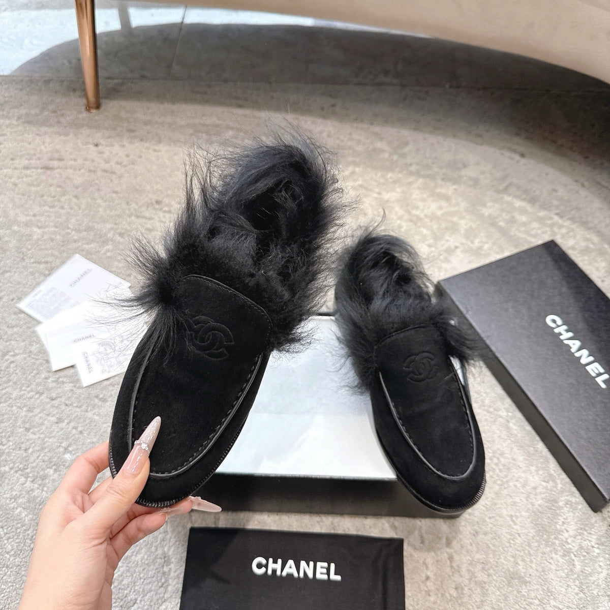 Chanel 2026 Shiny Crumpled Loafers Suede Leather Fur 188080
