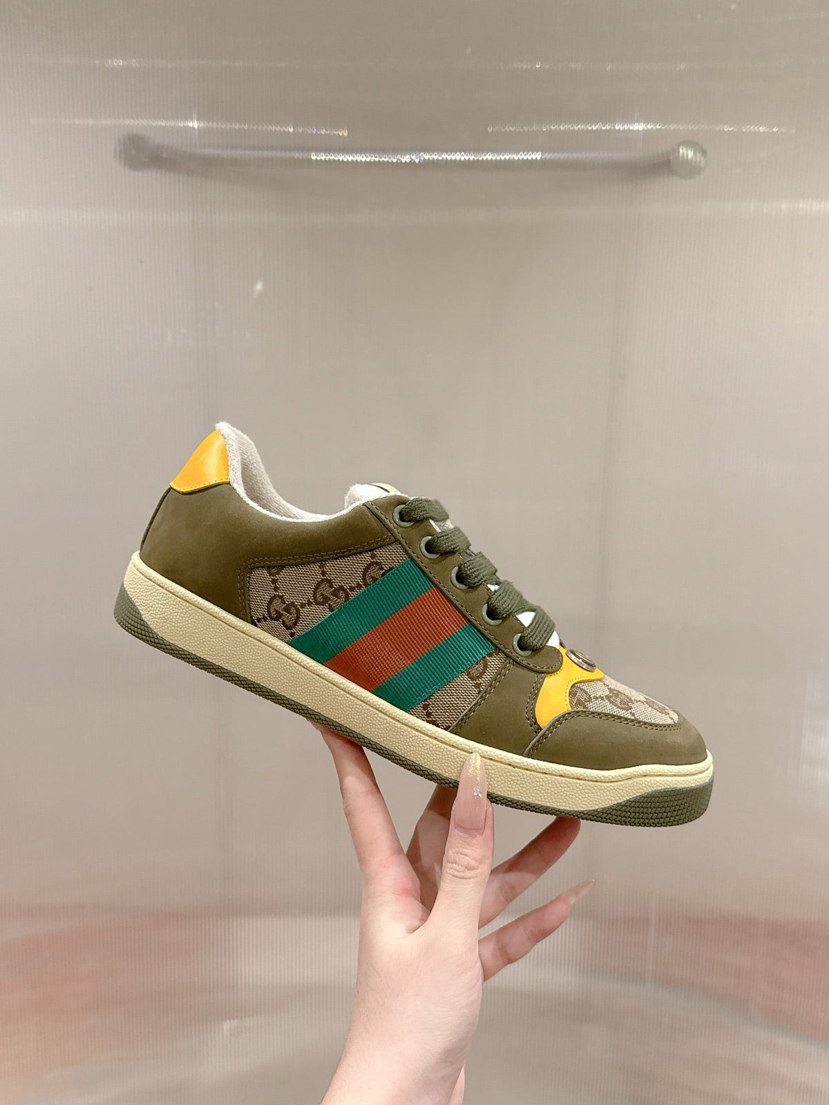 GG 26s Screener Sneaker Olive Green Suede And Beige Canvas