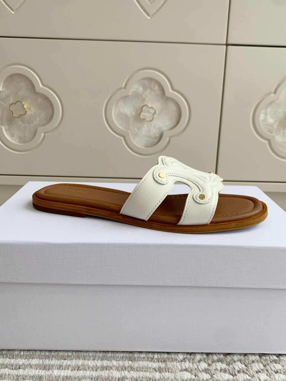 Celine 26s Triomphe Slide Sandals Ivory White Calfskin With Tan Brown Footbed 295138