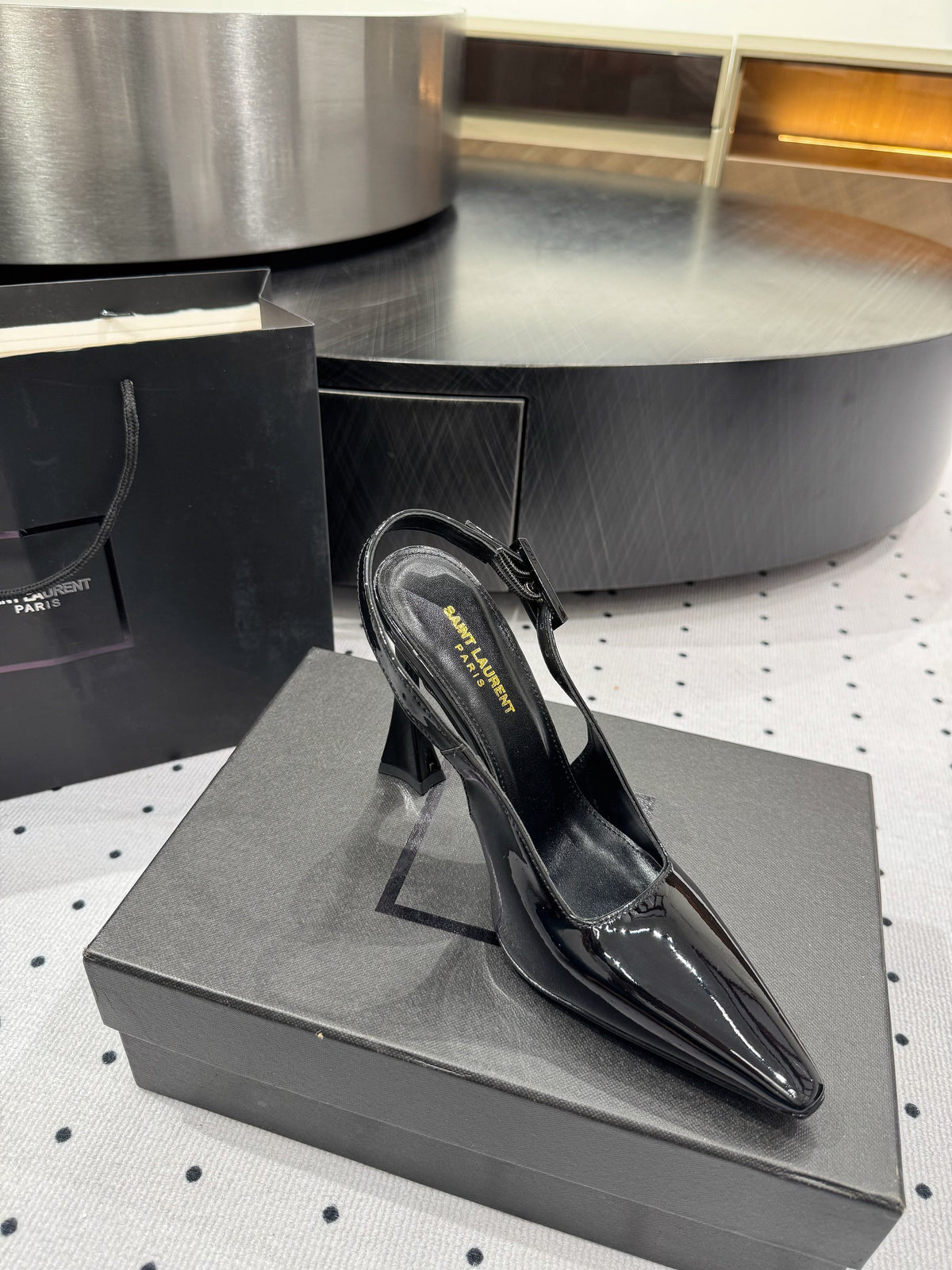 YSL 26S Slingback Heels 10.5cm Black Glossy Calfskin With Buckle Closure