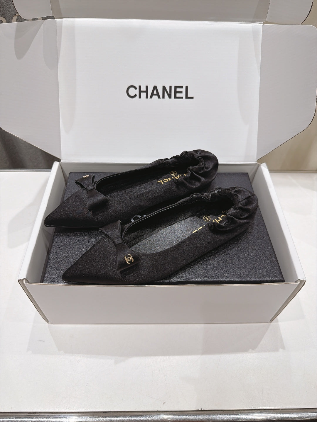 Chanel 2026 Bow Pointed-Toe Ballet Flats Fabric 181373