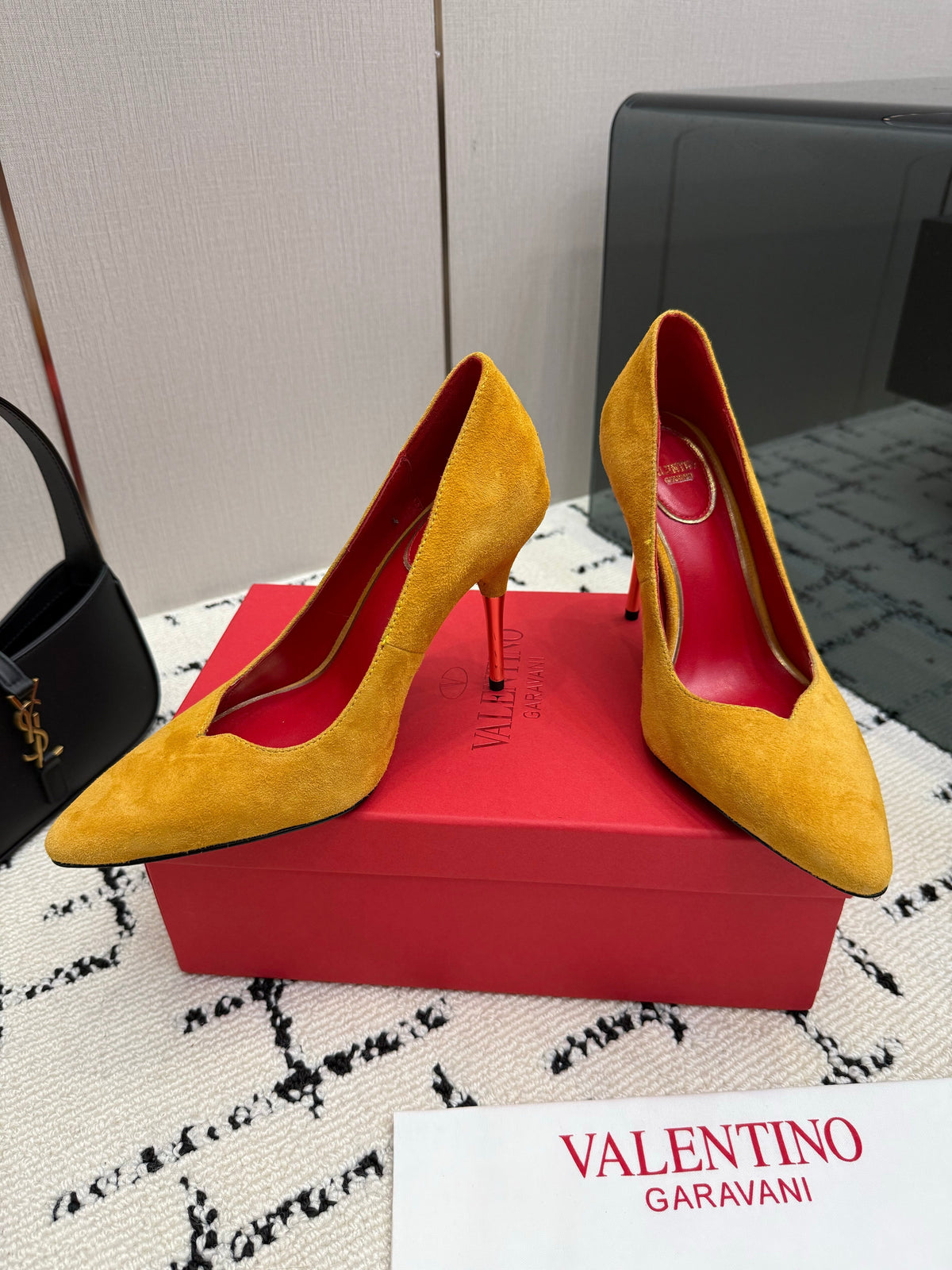 Valentino 26S High Heels 10cm In Mustard Yellow Suede