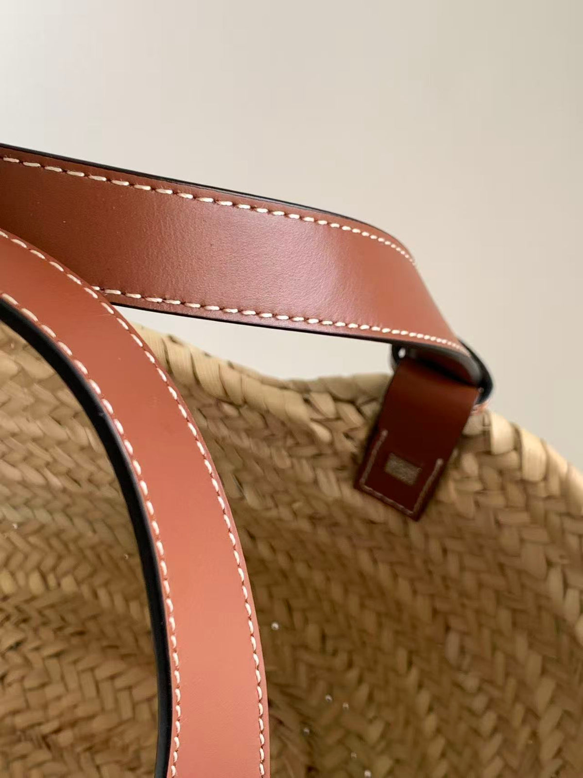 LOEWE 26S Small Basket Bag Anagram Logo 33cm Beige Palm Leaf Calfskin