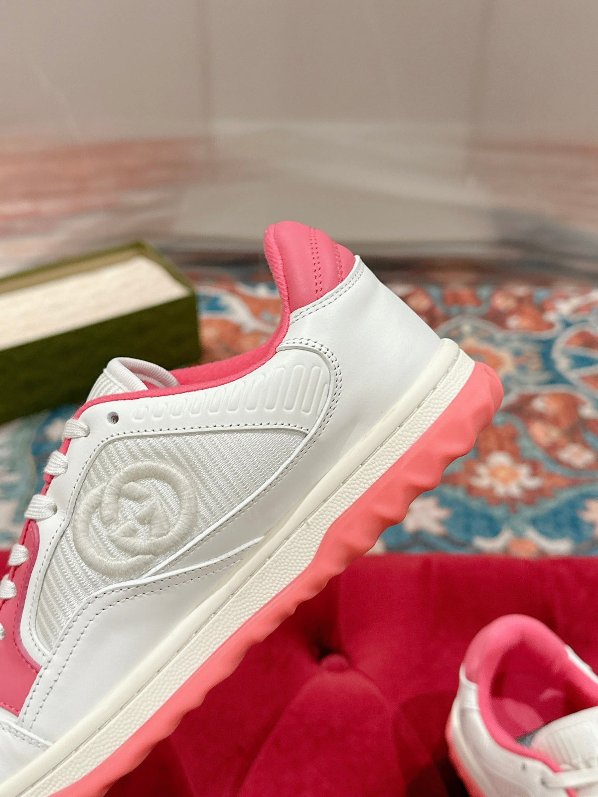 GG 26s Sneakers White And Pink Calfskin With Logo