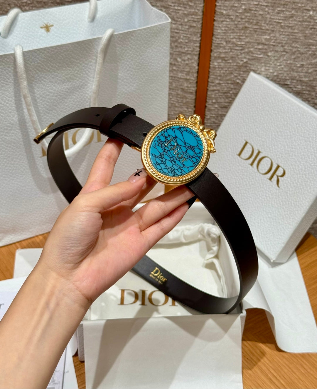 CD 26FW Medaillon Belt 2.5cm Turquoise-Effect Buckle Beige Calfskin 220648