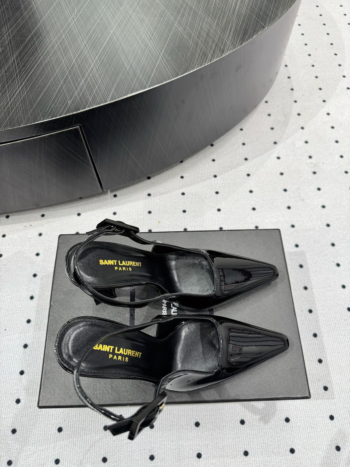 YSL 26S Slingback Heels 10.5cm Black Glossy Calfskin With Buckle Closure