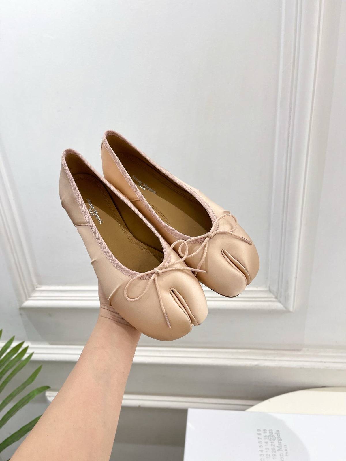 MM 26S Split-Toe Ballet Flats In Nude Pink Silk
