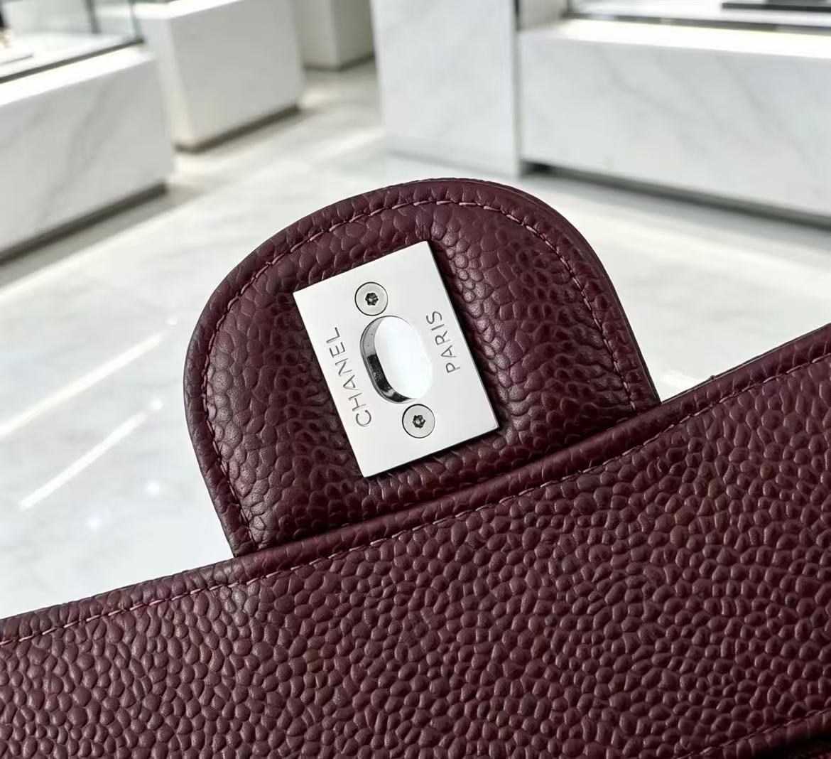 CC Classic Jumbo 25.5cm Burgundy Lambskin Silver Hardware