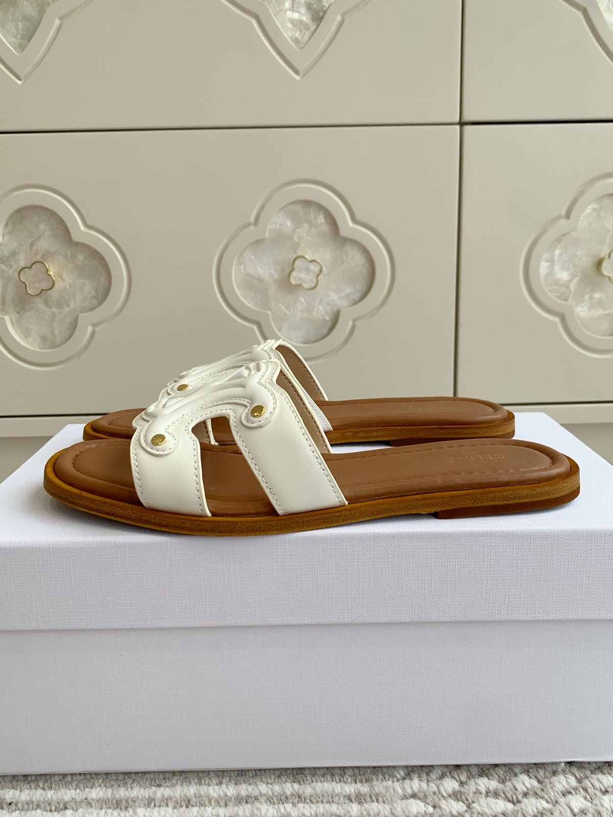 Celine 26s Triomphe Slide Sandals Ivory White Calfskin With Tan Brown Footbed 295138