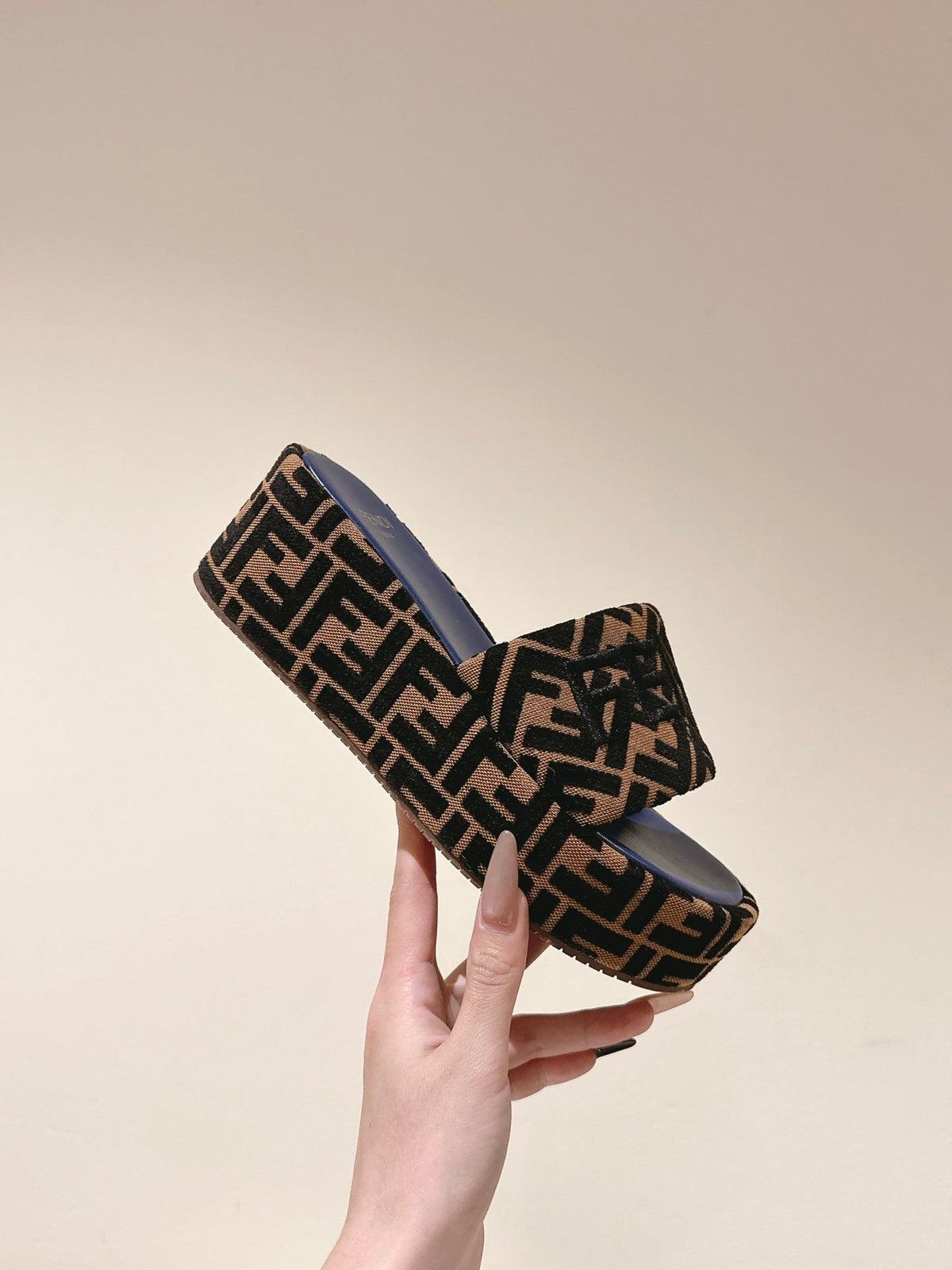Fendi 26S Platform Sandals Brown And Black Fabric