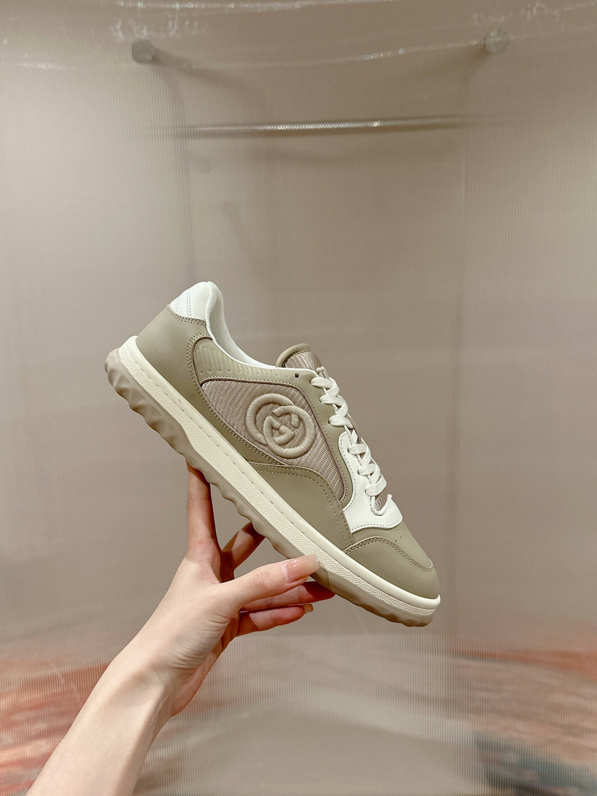 GG 26s Sneakers Beige Calfskin With Logo