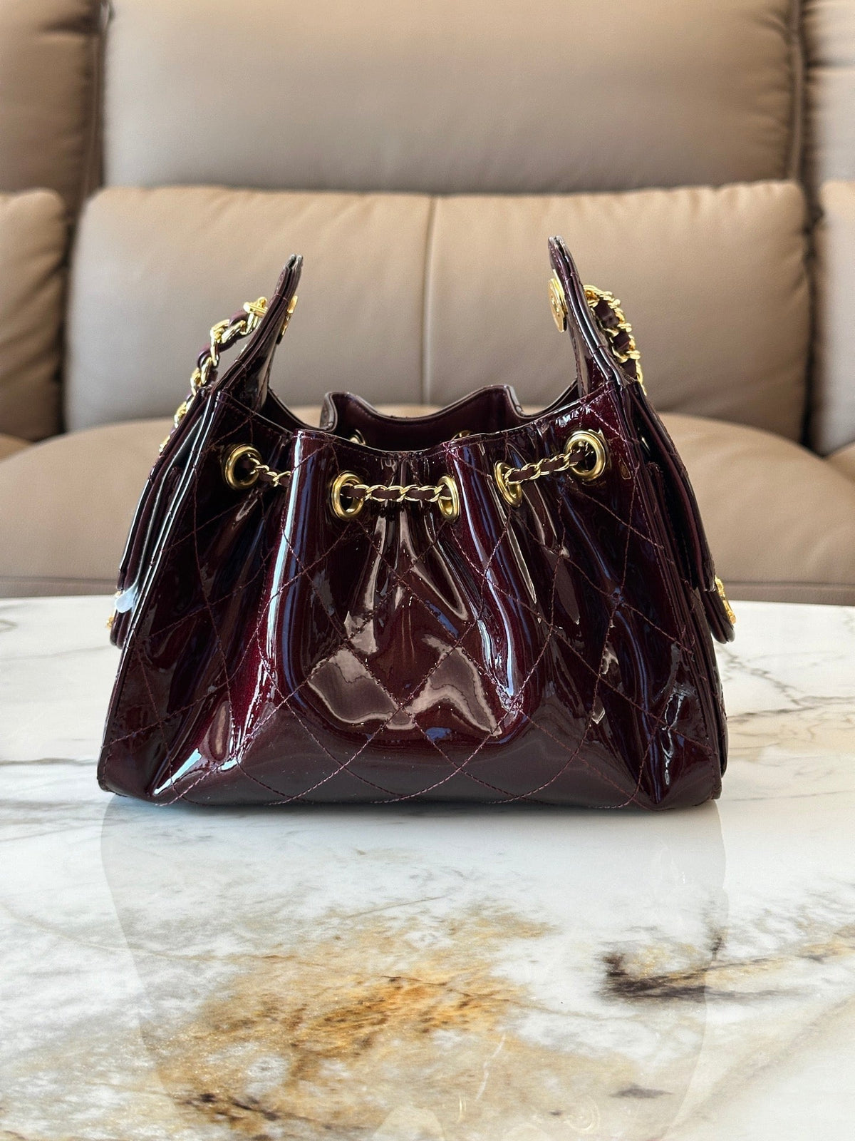 Chanel 2026 Hobo Bag 22cm Patent Leather 407625
