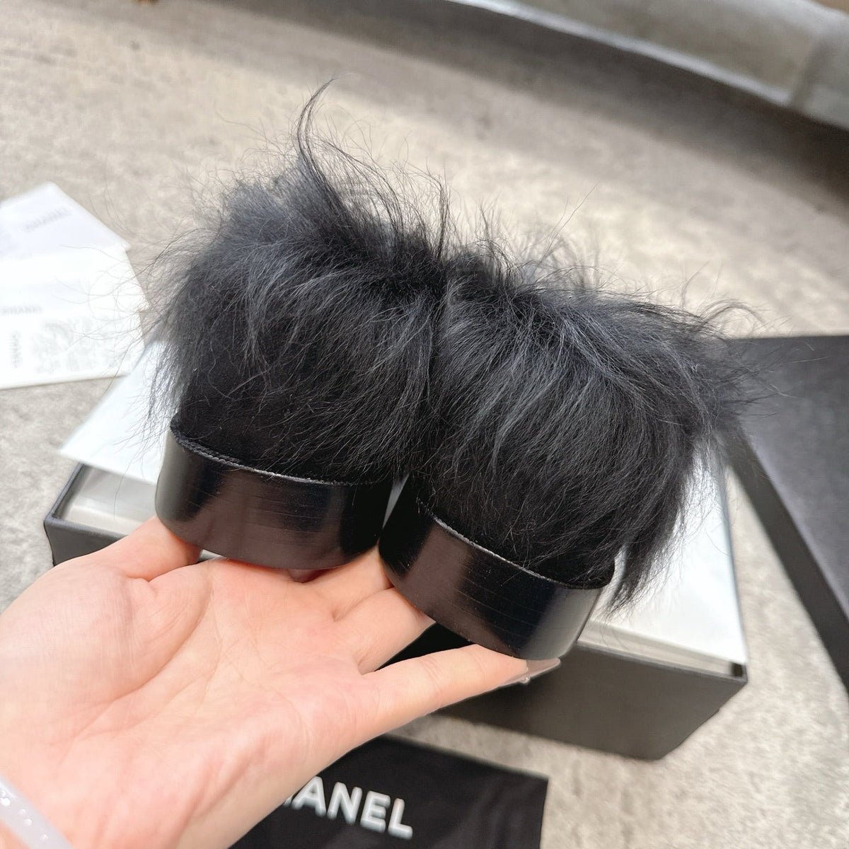 Chanel 2026 Shiny Crumpled Loafers Suede Leather Fur 188080