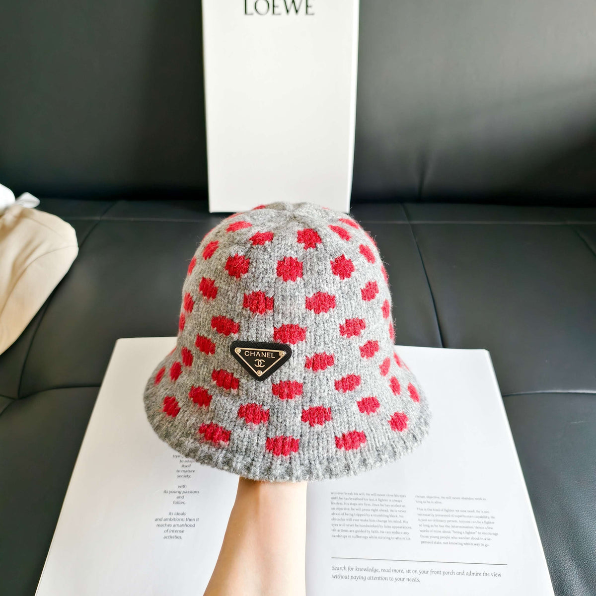Prada 2026 Polka Dot Knitted Hat 565531