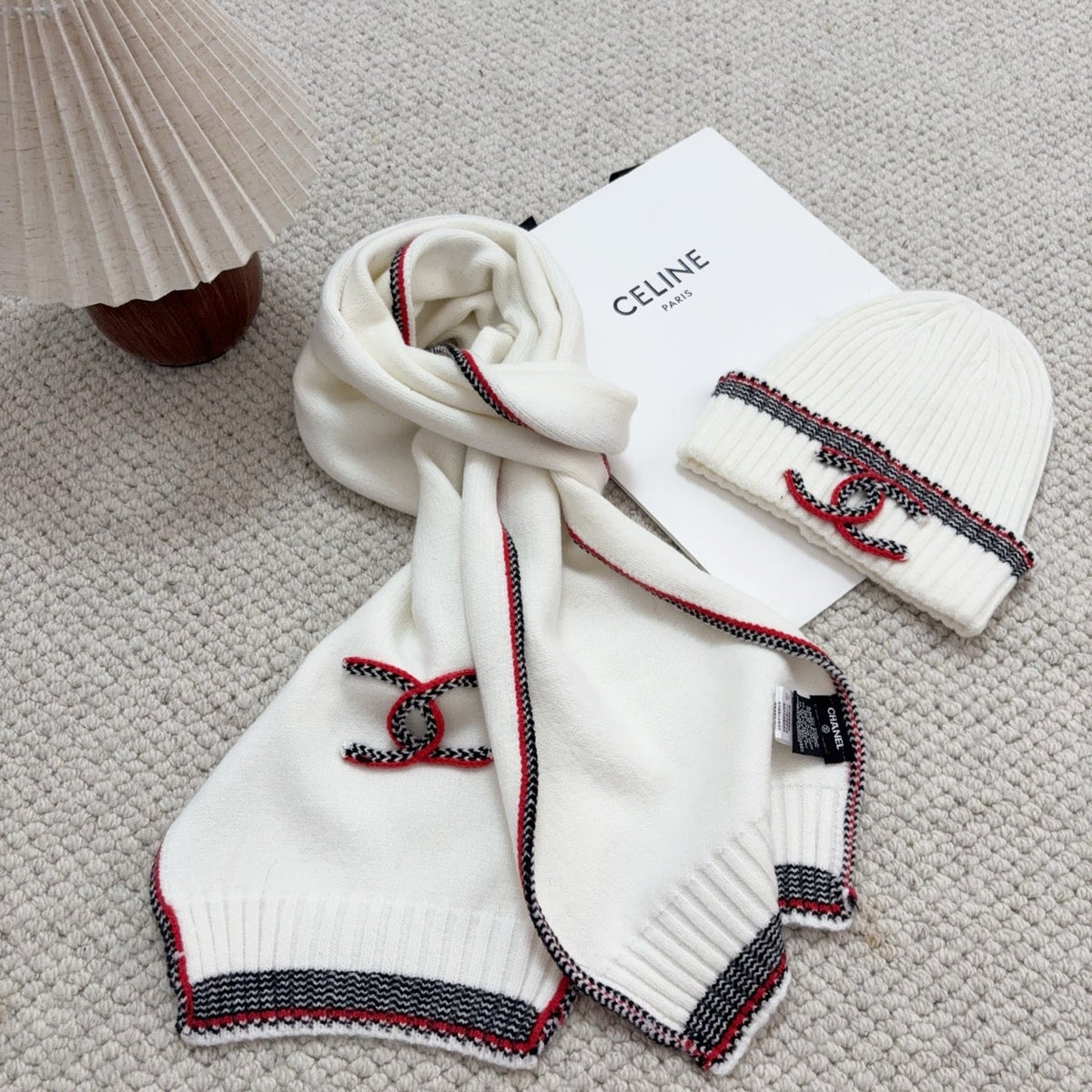 CC Hat Scarf Set 563589