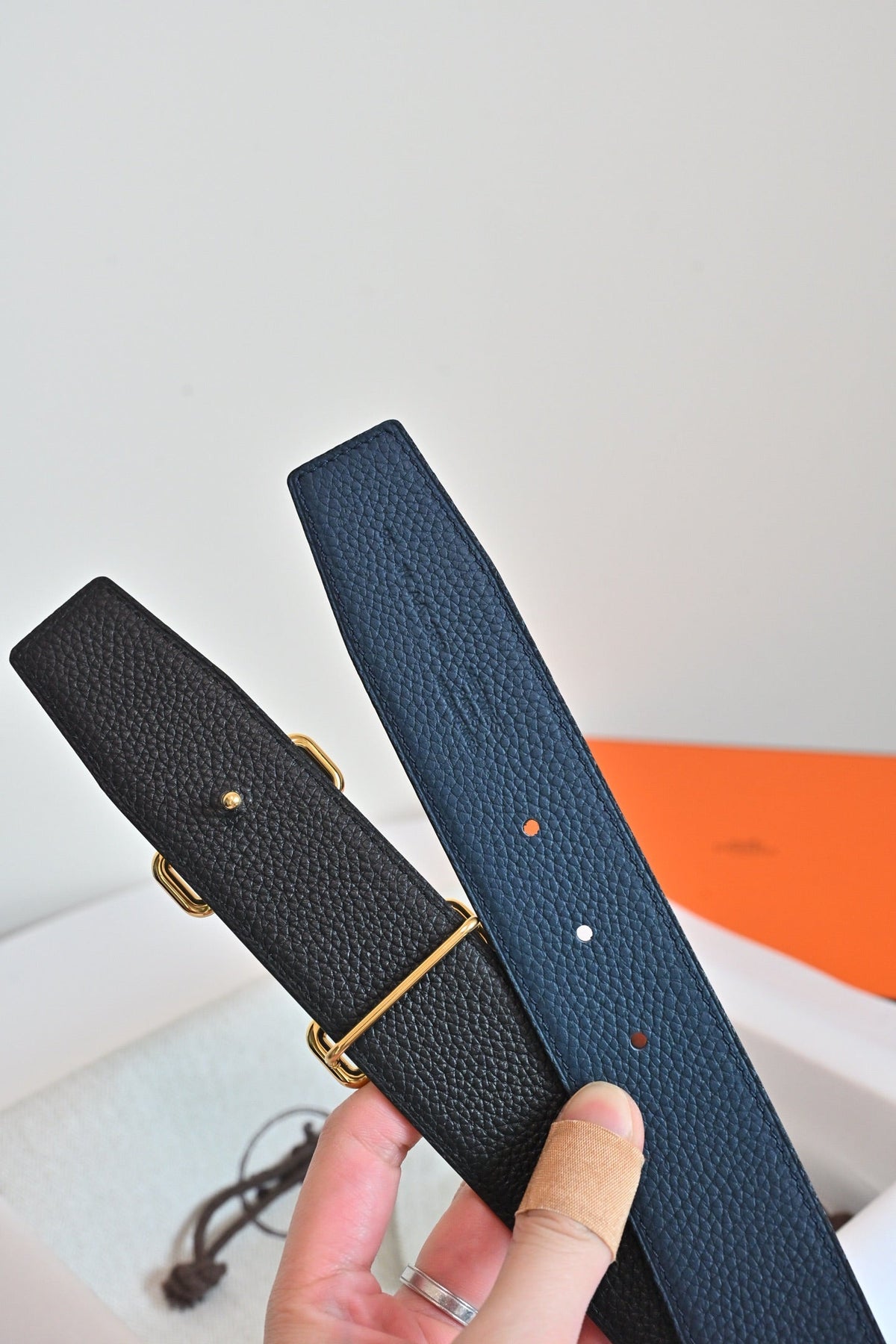 HM 26FW Reversible H Belt 3.8cm Black Rain Cloud Gray Grained Leather 220417