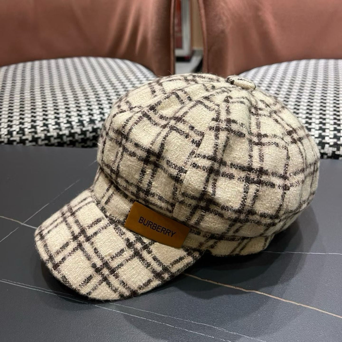 Burberry 2026 Beret Hat Tweed 565915