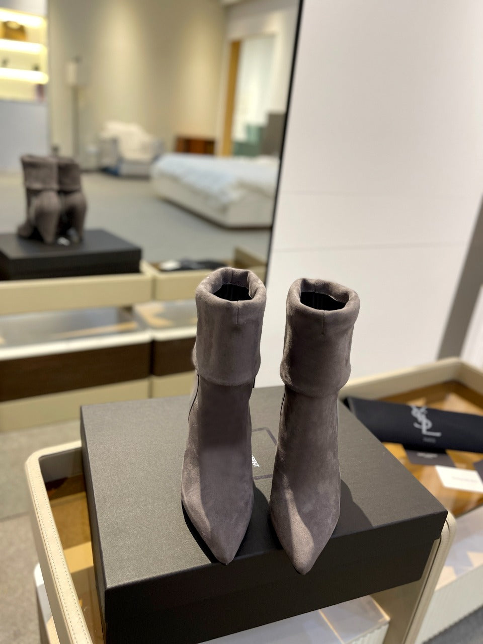 YSL 26s Niki Ankle Boots Grey Grey Suede 145337