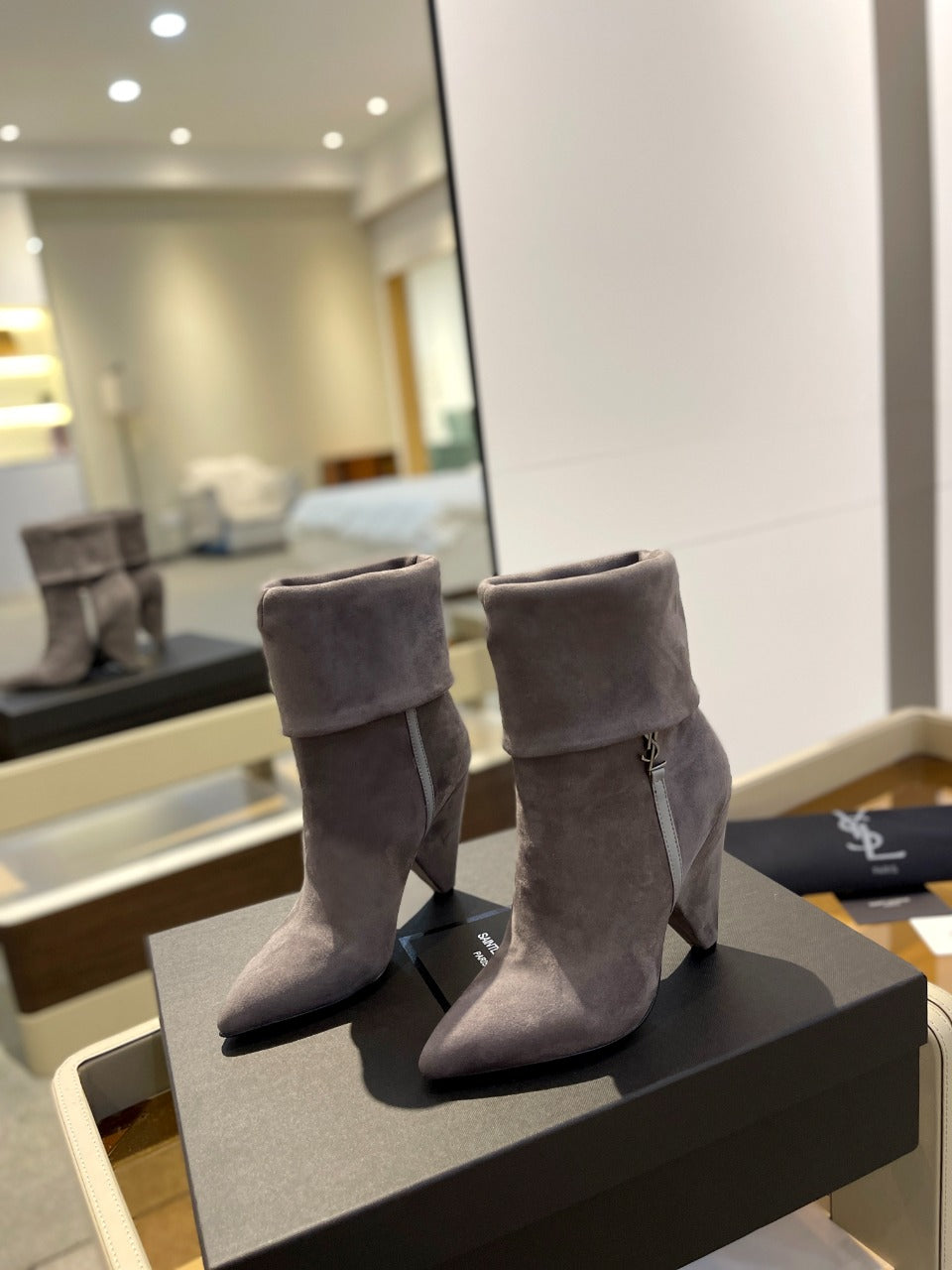 YSL 26s Niki Ankle Boots Grey Grey Suede 145337