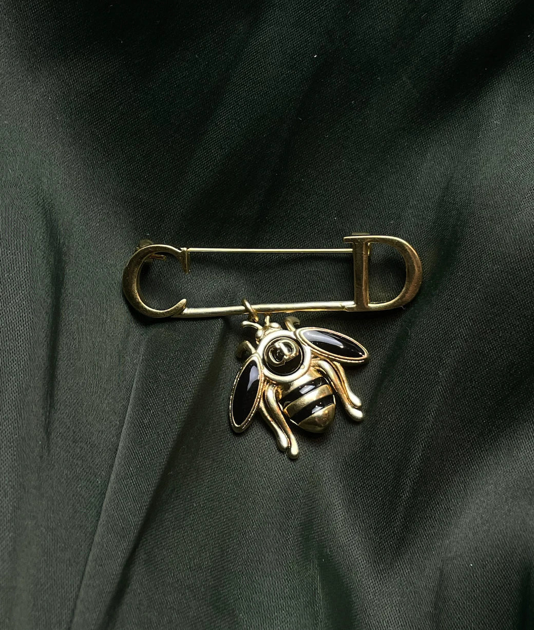 CD Brooch 11