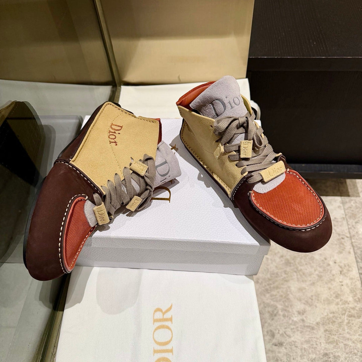 CD 26s Roadie Sneakers Beige Orange Brown Suede Calfskin 157601