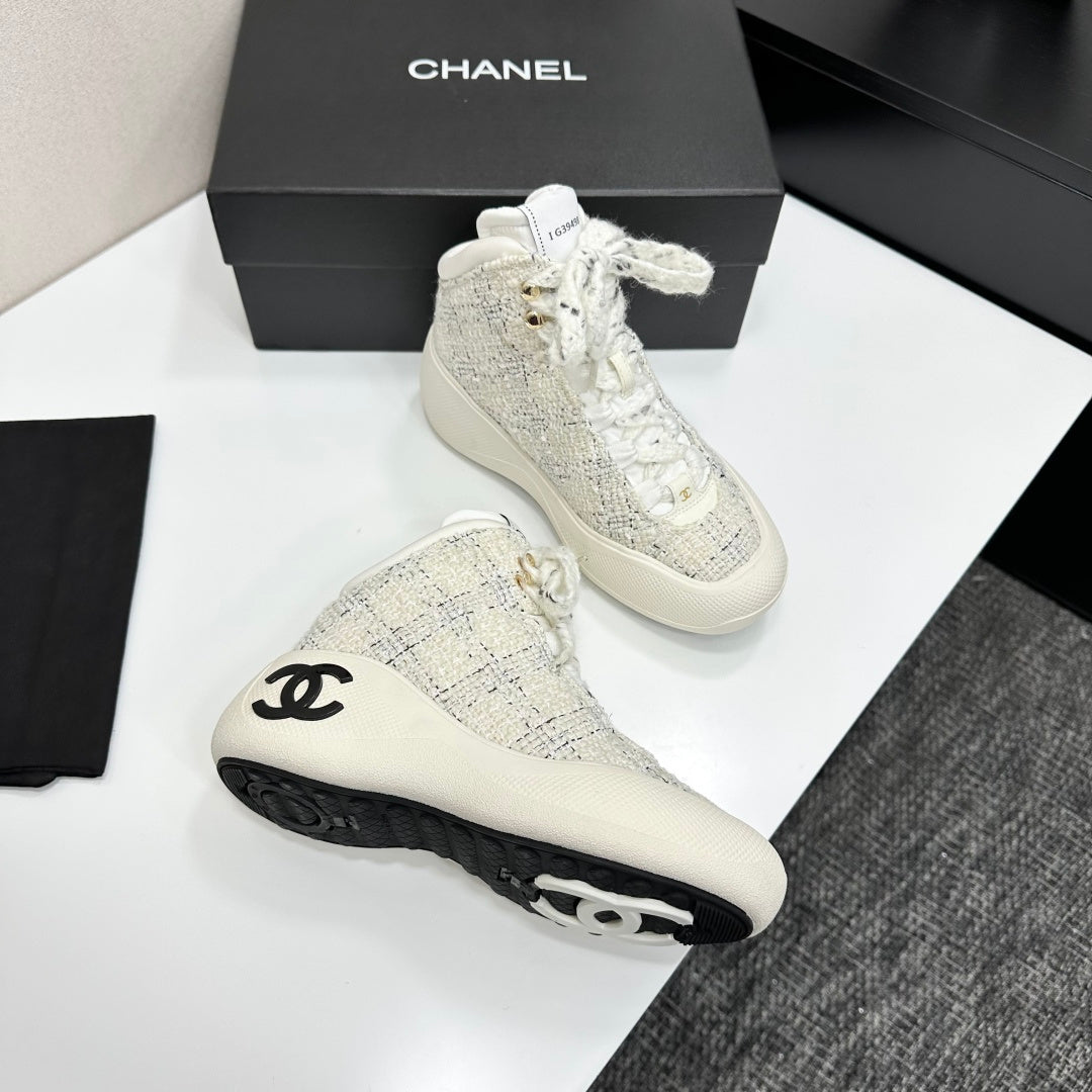 CC 26s High Top Sneakers White Tweed Calfskin 135147
